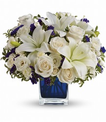Teleflora's Sapphire Skies Bouquet from Schultz Florists, flower delivery in Chicago
